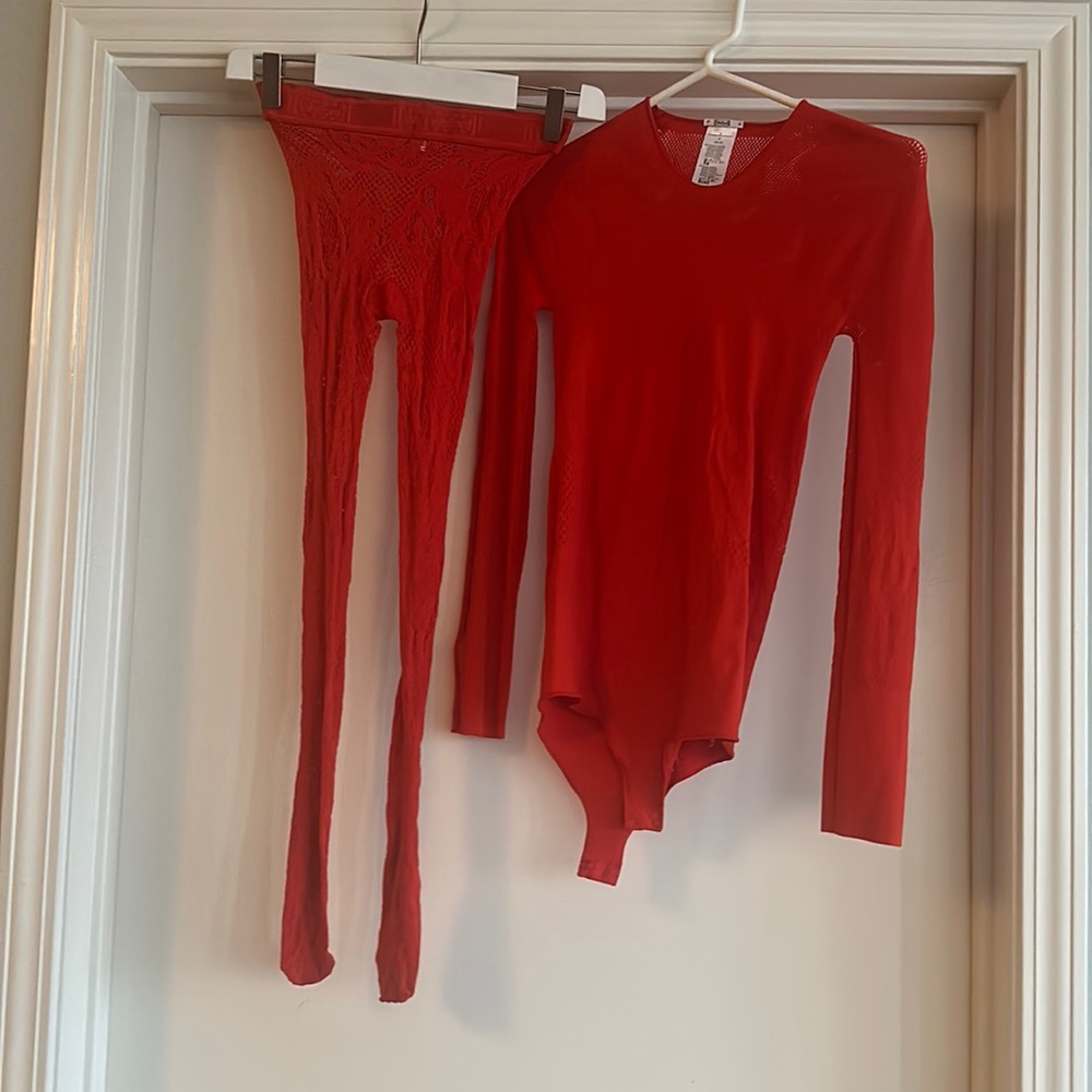 Leggings & body suit,